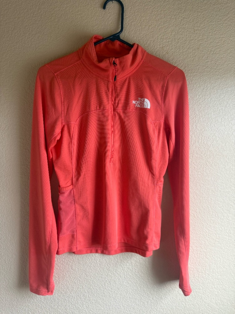 The North Face Women's 1/4 Zip Pullover  (running)